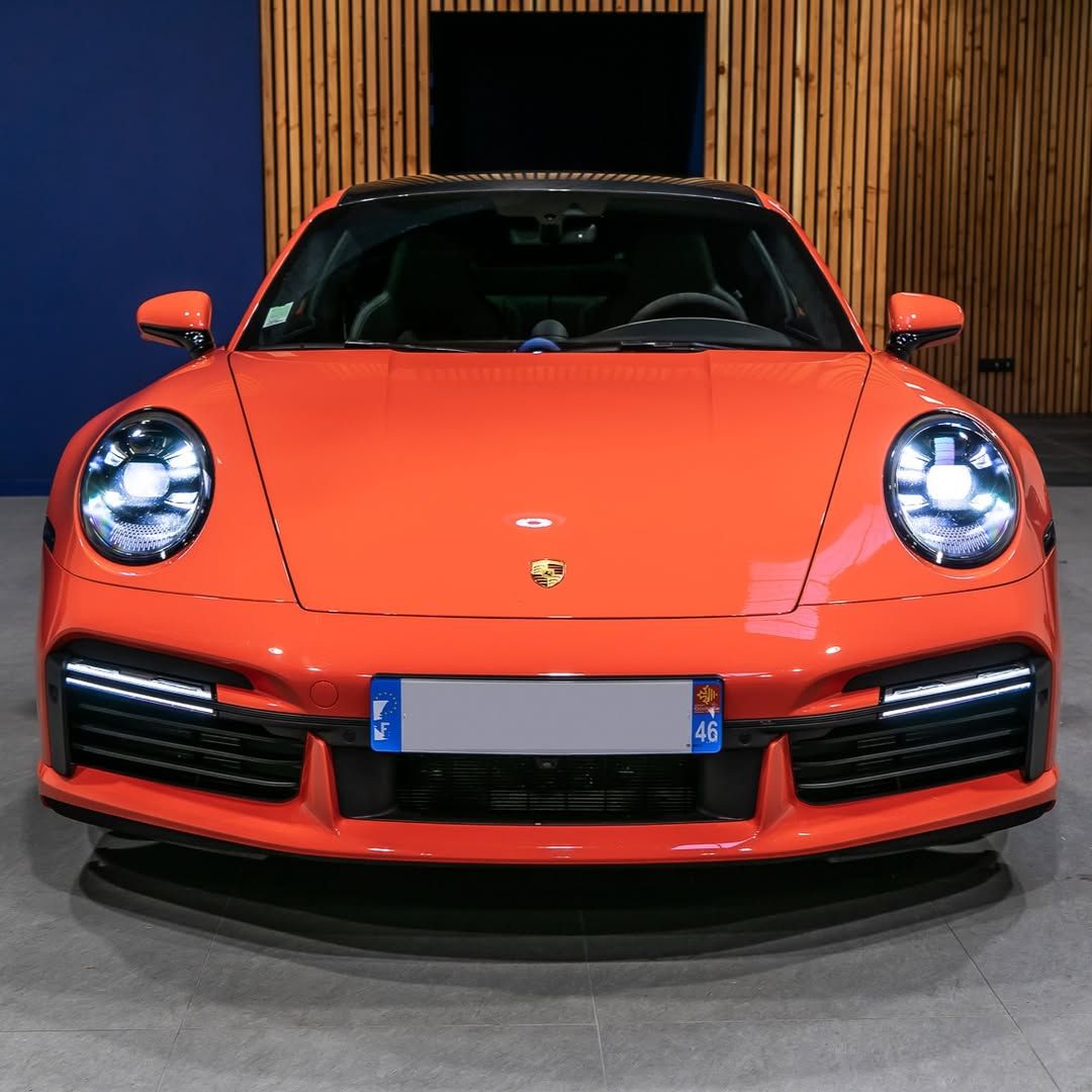 Porsche 911 Turbo, face avant
