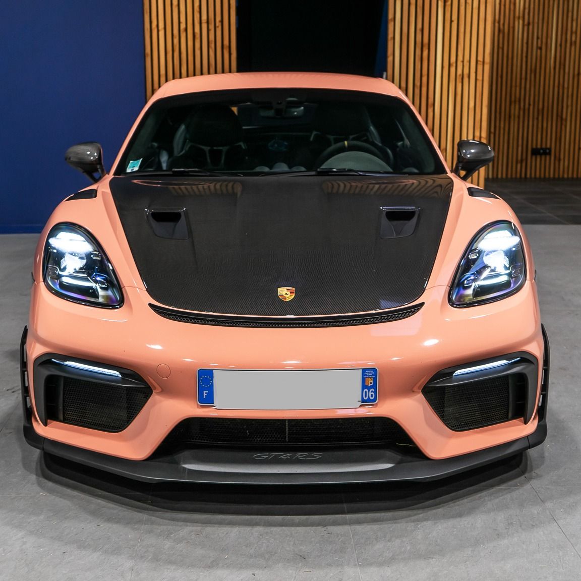 Porsche 718 Cayman GT4 RS, face avant