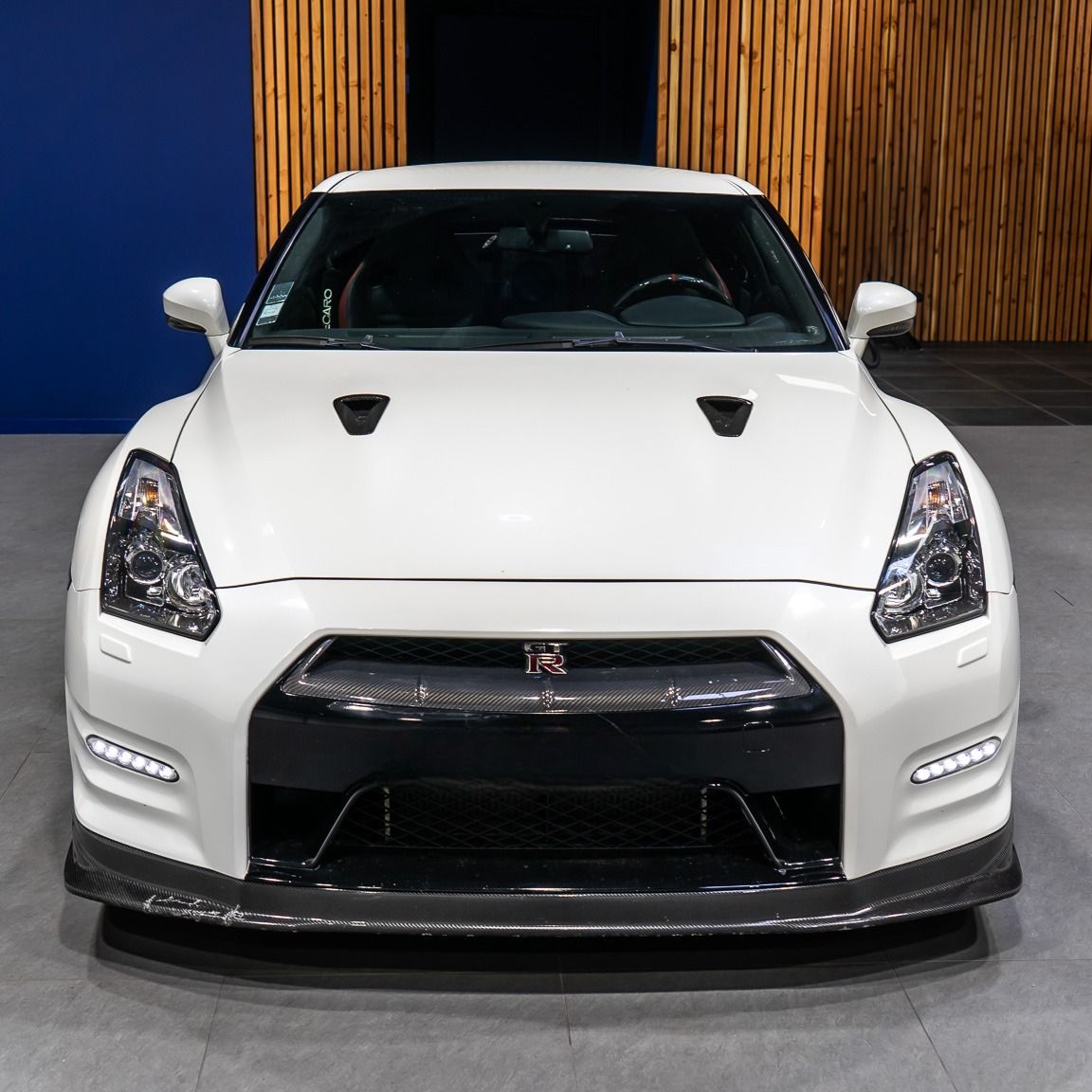 Nissan GT-R